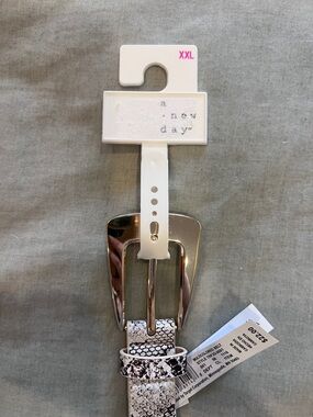 a new day White and Black Snakeskin Belt with Polished Buckle